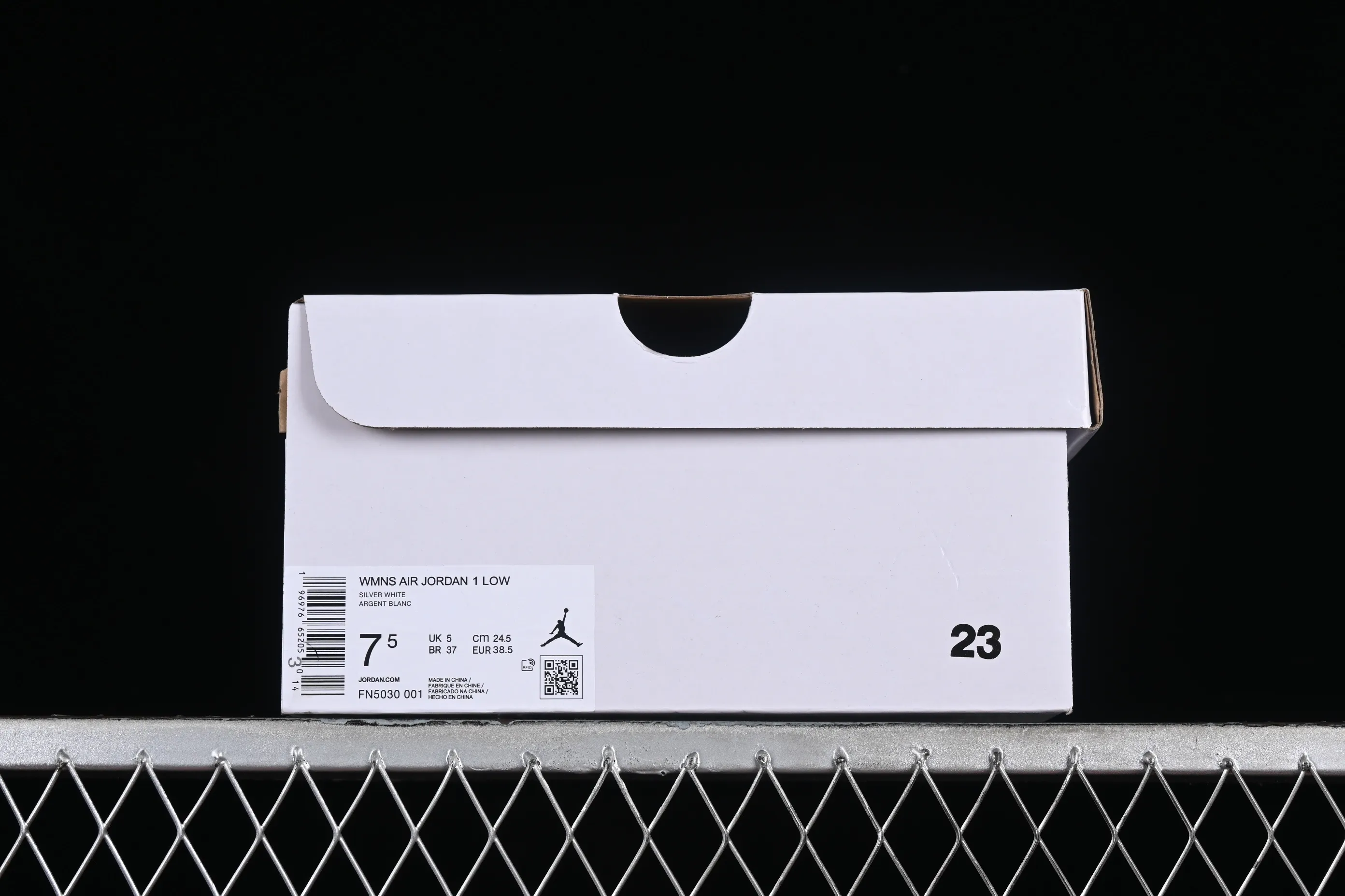All categories Air Jordan Jordan series basketball shoes Air Jordan 1 Low Air Jordan 1 Low "Metallic Silver" AJ1 Joe 1 gray silver low-top cultural casual sneakers FN5030-001